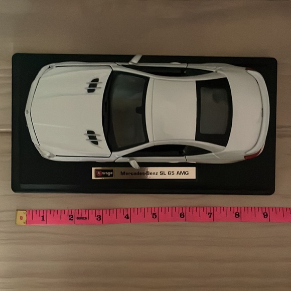 White Mercedes-Benz model SL 65 AMG GUC Arbonne - Picture 10 of 13